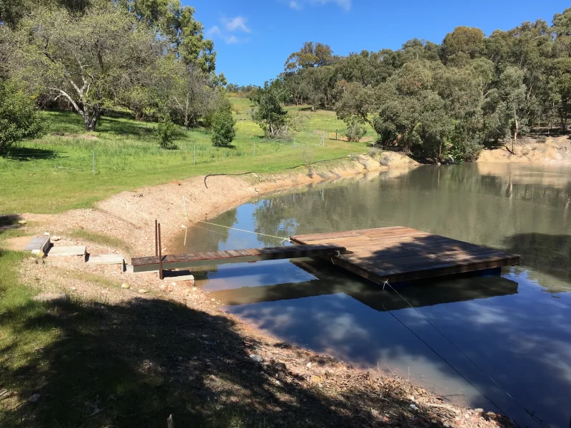 Pontoon On The Dam